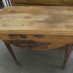 591 1708 DROP-LEAF TABLE